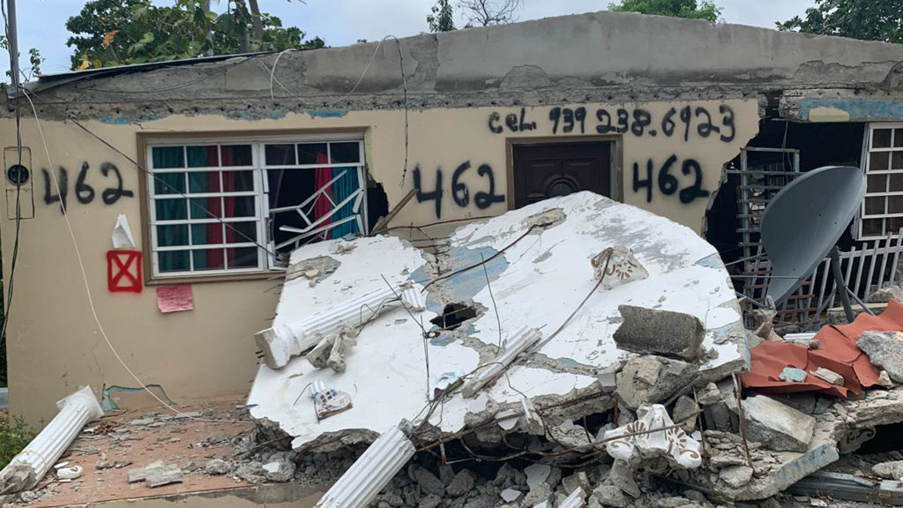 A damaged house in the south of Puerto following a 5.4-magnitude earthquake that rattled the island on May 2, with aftershocks reverberating since. (Direct Relief)