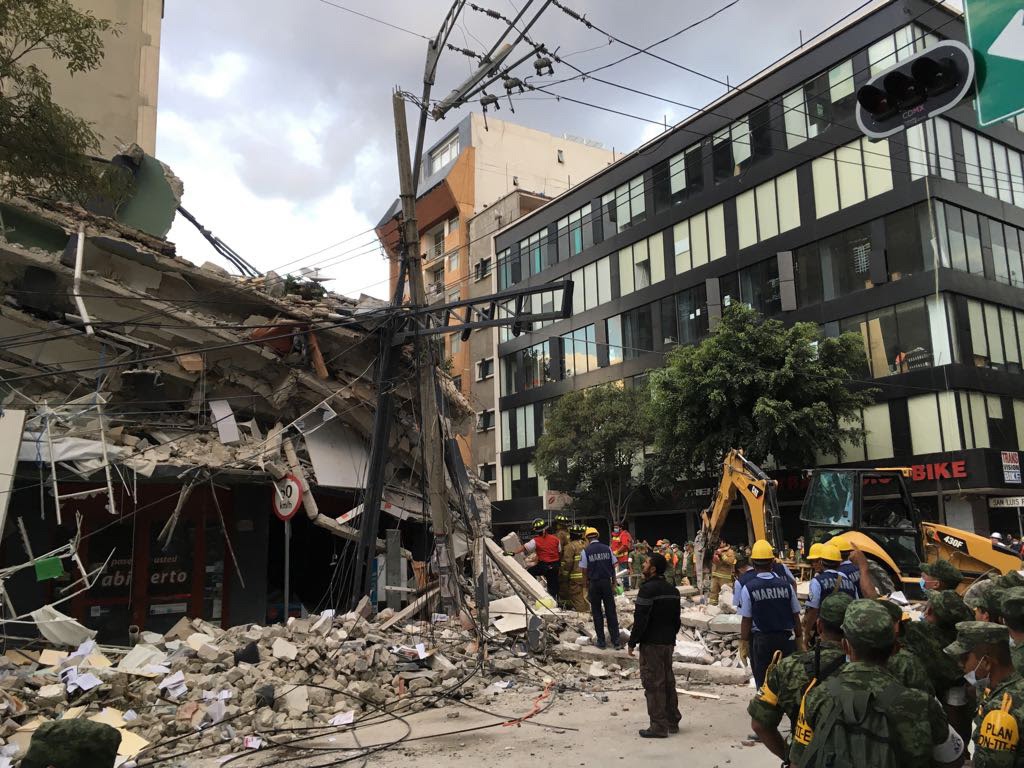 Scenes of Earthquake Damage from Mexico City Neighborhood Reveal City